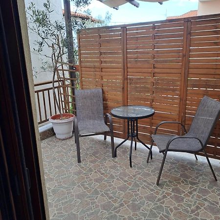Ferienwohnung Diolkos 2 Nea Roda Exterior foto